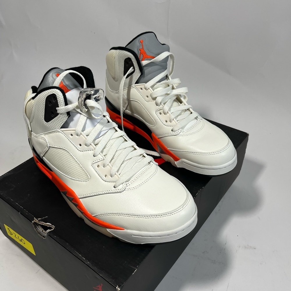 Air Jordan 5 Retro